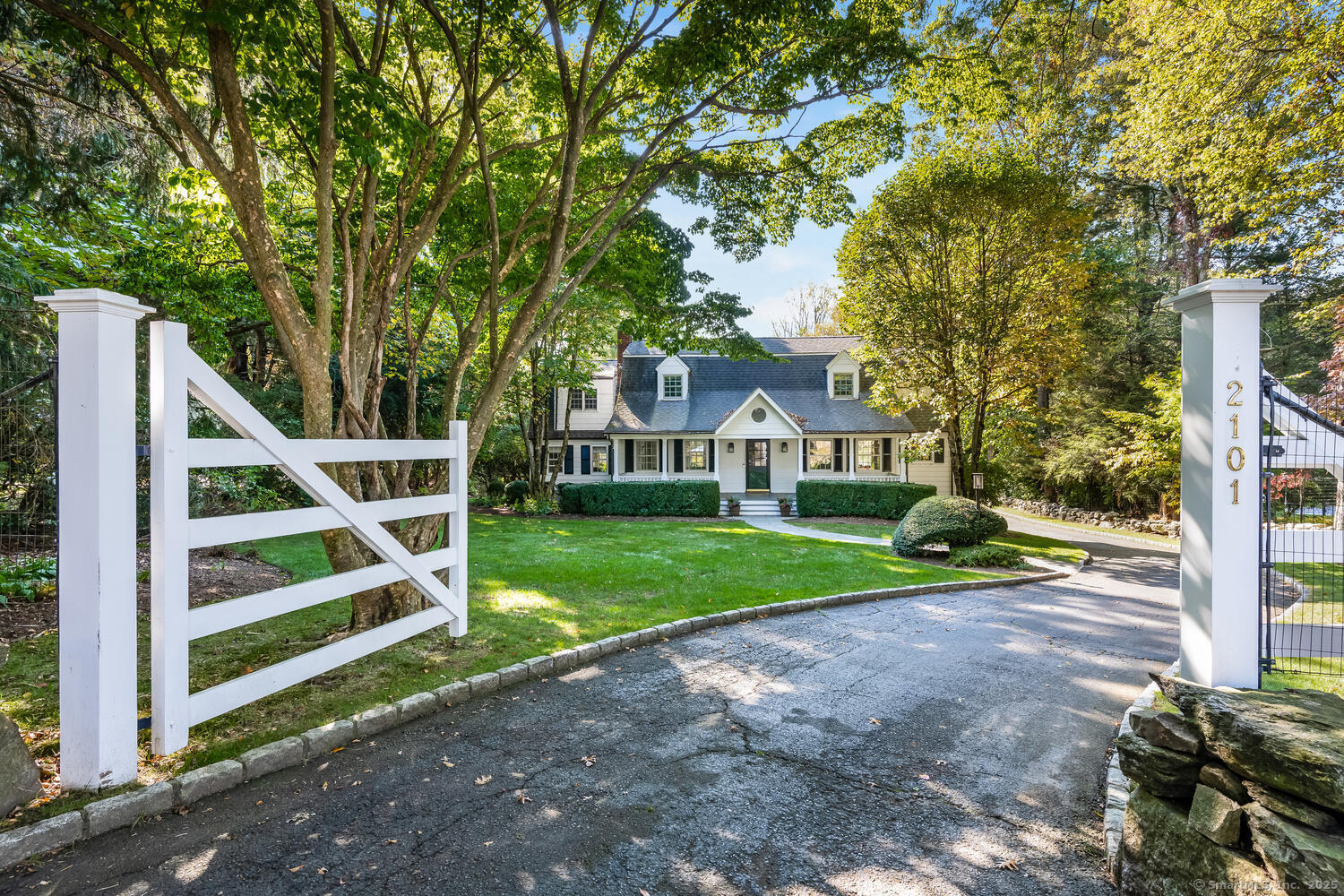 2101 Burr, Fairfield, Connecticut 06824