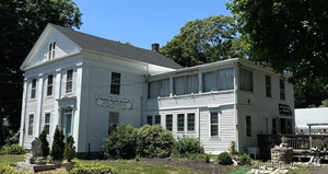 Homes for sale in Clinton, CT | 129 W Main St, Clinton, CT 06413 | MLS# 24062532