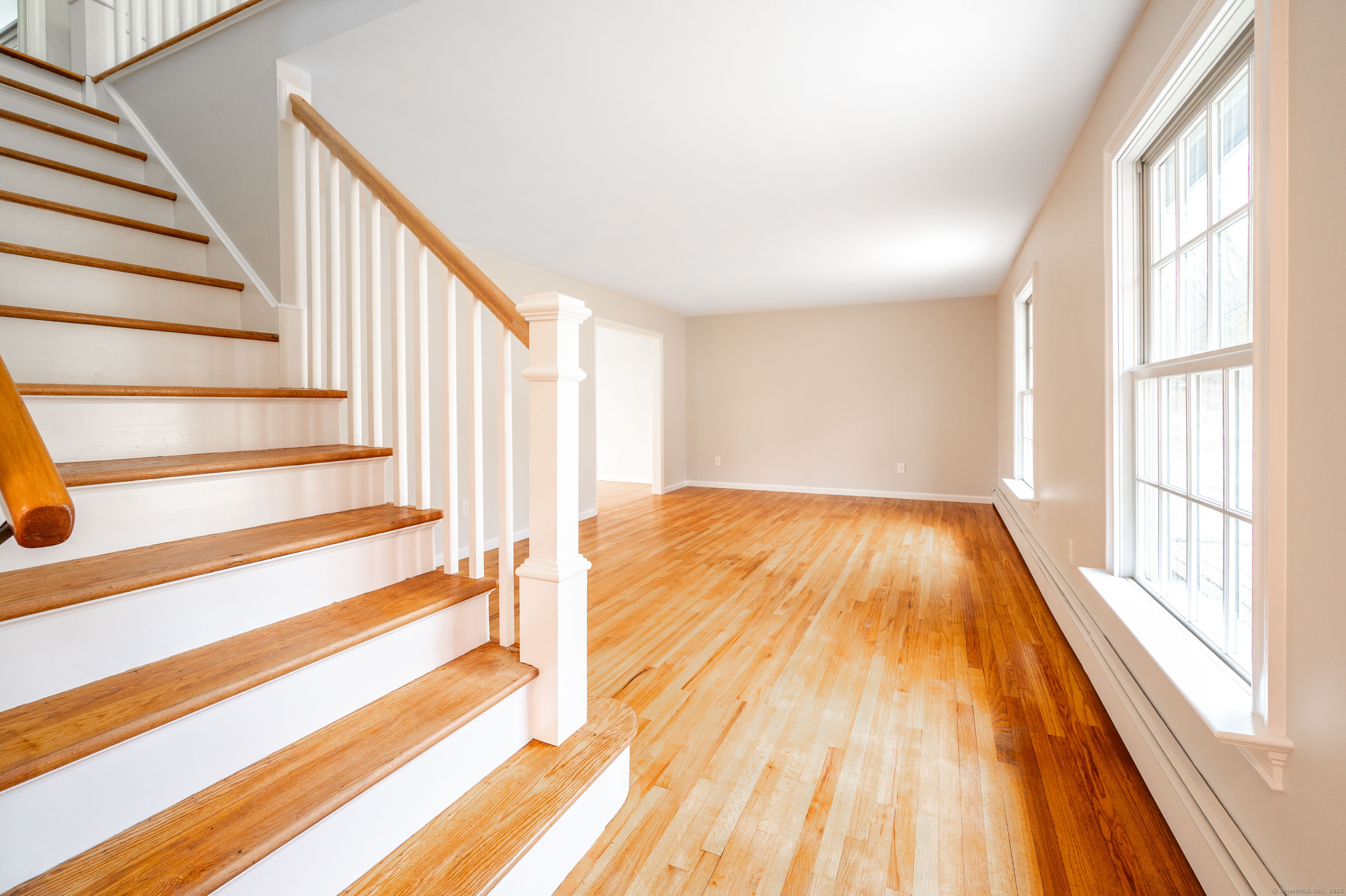 2 Old Middle, Brookfield, Connecticut 06804