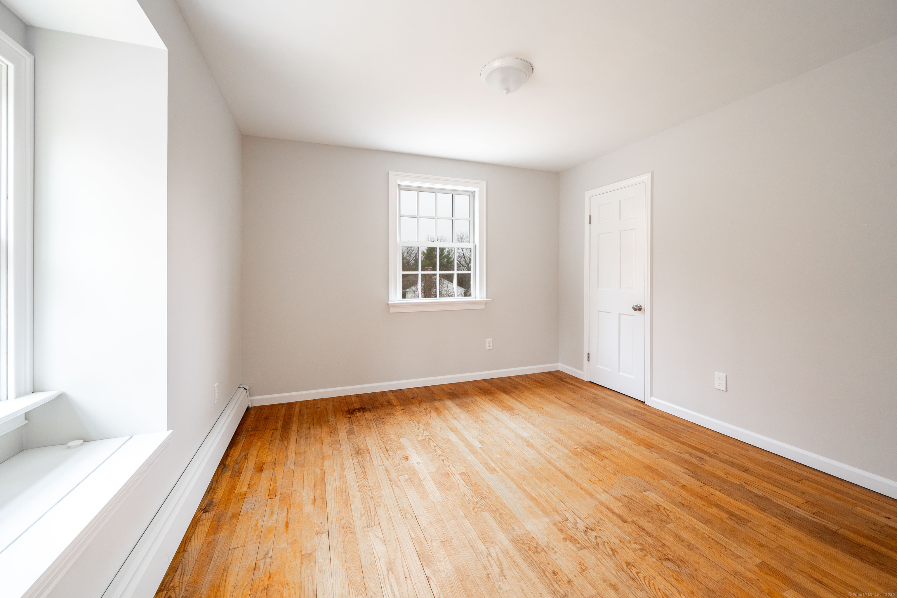 2 Old Middle, Brookfield, Connecticut 06804