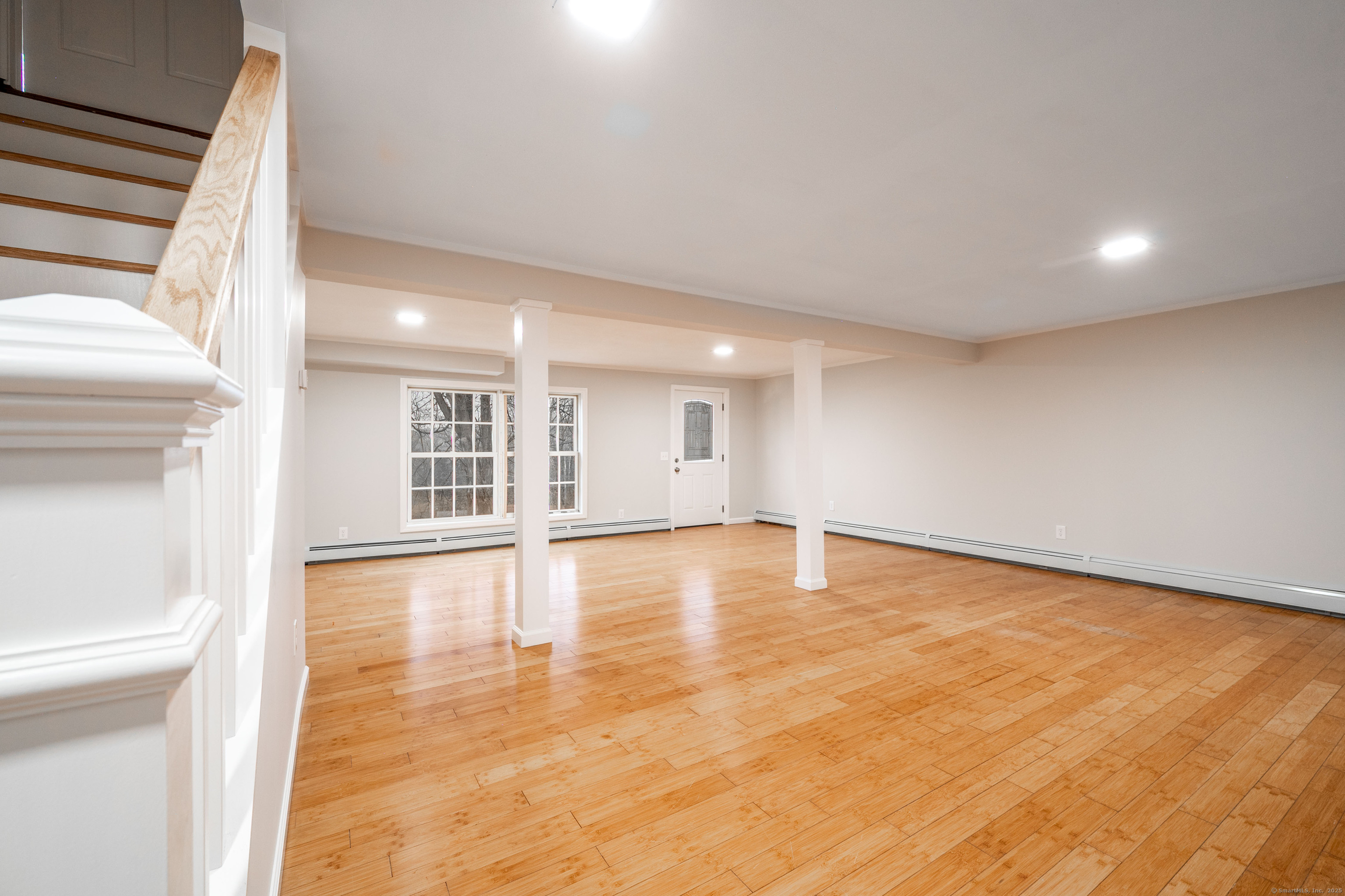 2 Old Middle, Brookfield, Connecticut 06804