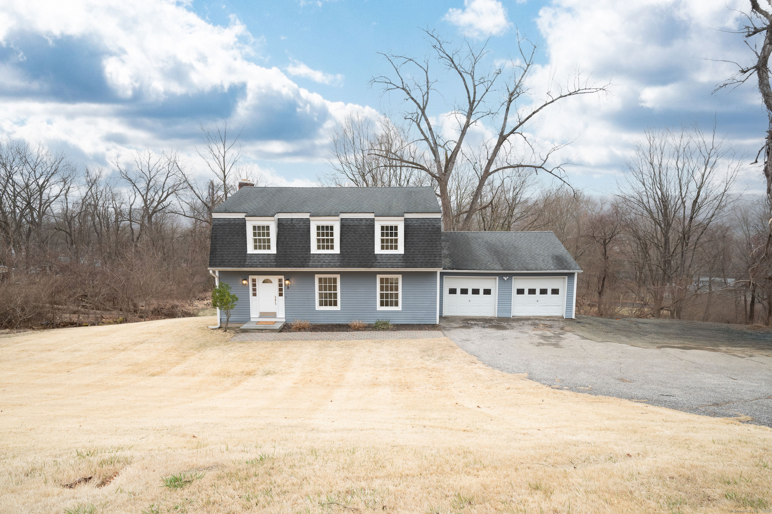 2 Old Middle, Brookfield, Connecticut 06804