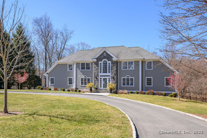 4 Dover Circle
