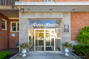 54 North Street, Unit 305