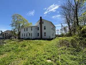 Homes for sale in Clinton, CT | 129 W Main St, Clinton, CT 06413 | MLS# 24062532