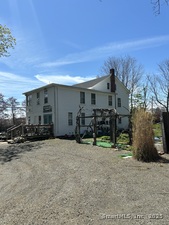 Homes for sale in Clinton, CT | 129 W Main St, Clinton, CT 06413 | MLS# 24062532