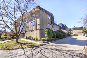 14 Ledgebrook Drive