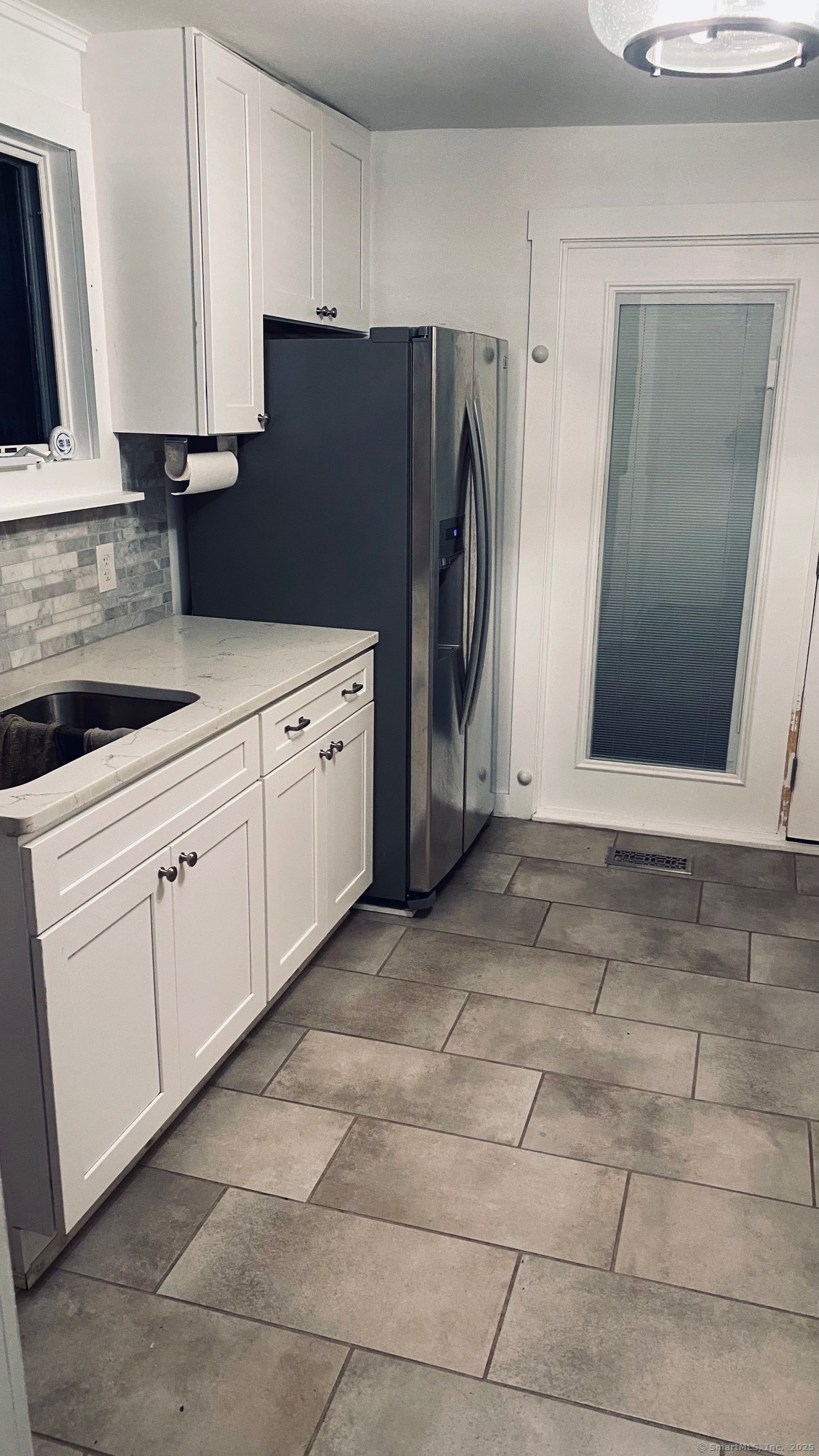 8 Violet Hill, New Milford, Connecticut 06776