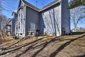 Homes for sale in Stratford, CT | 31 Hawley Gln #31, Stratford, CT 06614 | MLS# 24081535