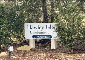 Homes for sale in Stratford, CT | 31 Hawley Gln #31, Stratford, CT 06614 | MLS# 24081535