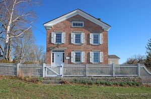 Homes for sale in Madison, CT | 917 Boston Post Rd, Madison, CT 06443 | MLS# 24083074