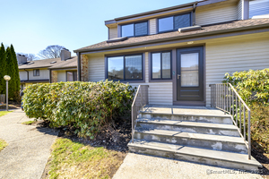 2289 Bedford Street, Unit C8