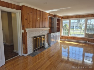 Homes for sale in Danbury, CT | 1 Dogwood Dr, Danbury, CT 06811 | MLS# 24083167