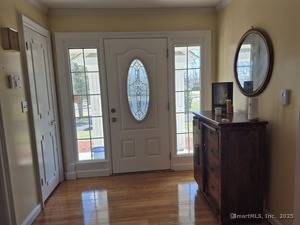 Homes for sale in Danbury, CT | 1 Dogwood Dr, Danbury, CT 06811 | MLS# 24083167