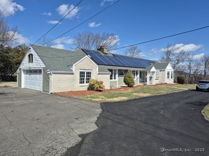 Homes for sale in Danbury, CT | 1 Dogwood Dr, Danbury, CT 06811 | MLS# 24083167