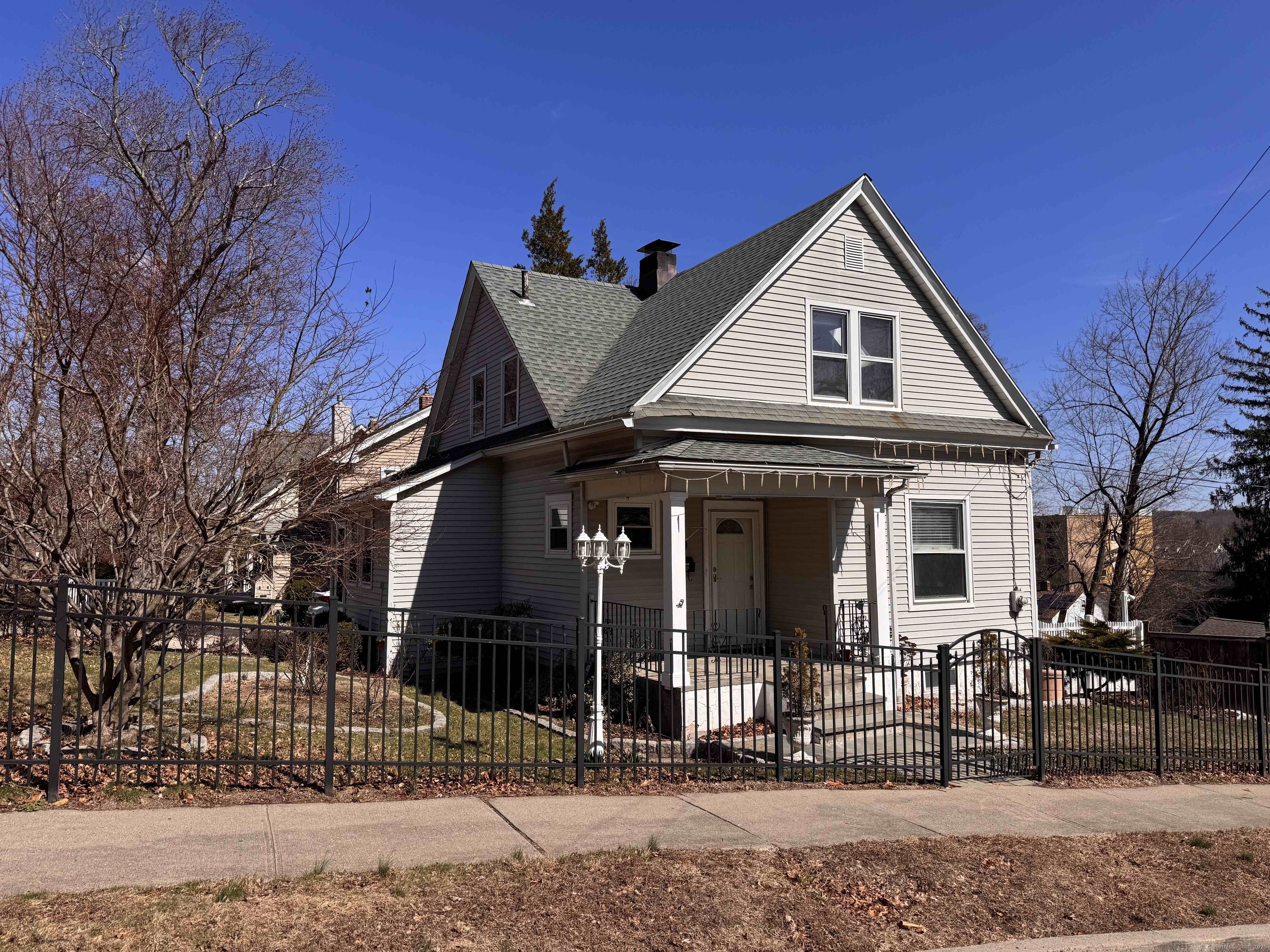 49 Bennett Street, Stamford, Connecticut photo 1