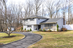7 Red Oak Lane