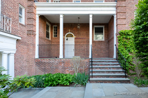 70 Strawberry Hill Avenue, Unit APT 3-3B
