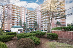 71 Strawberry Hill Avenue, Unit APT 412