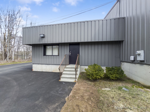 Homes for sale in North Branford, CT | 101 Fowler Rd, North Branford, CT 06471 | MLS# 24083891