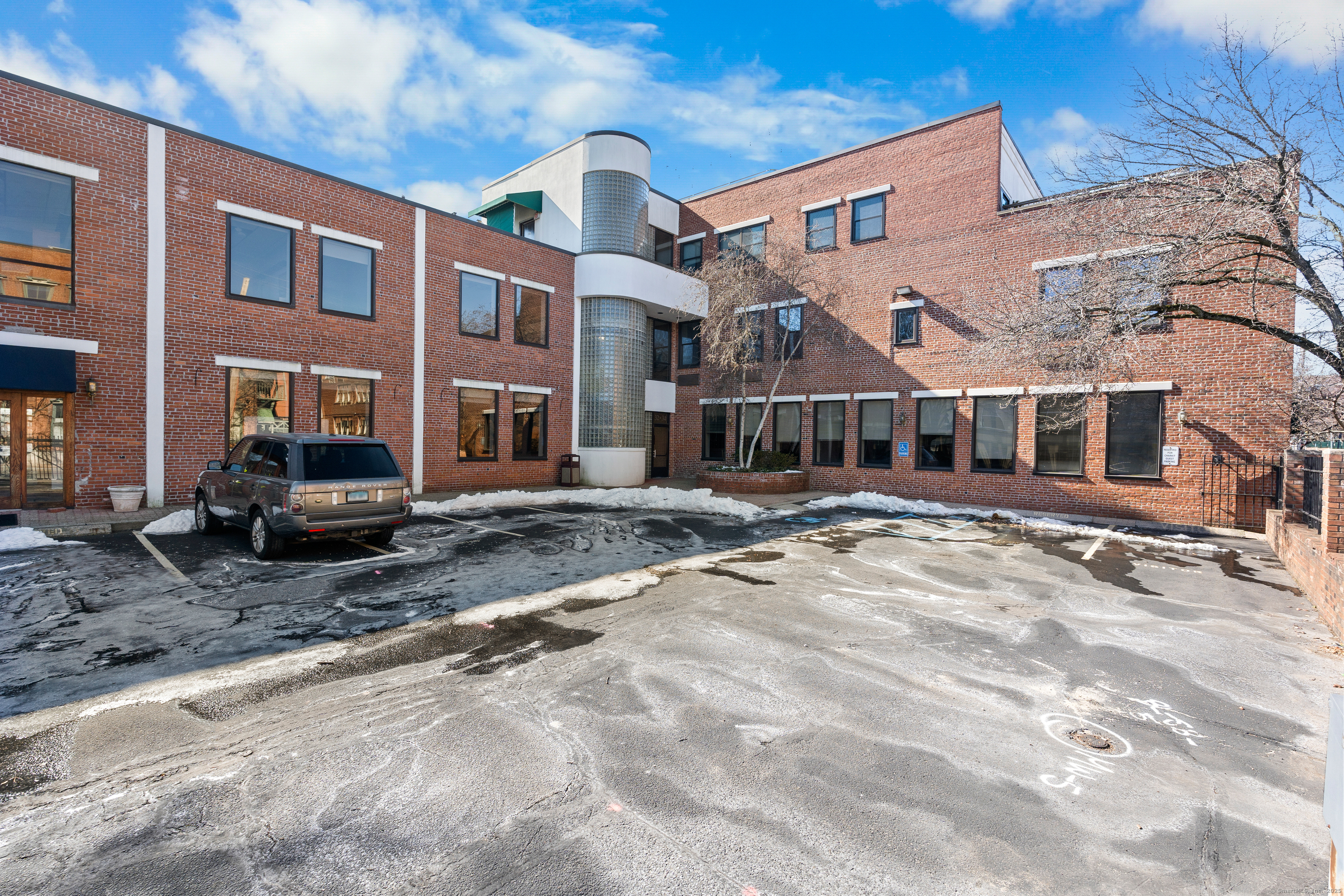 32 Haviland Street, Norwalk, Connecticut photo 1