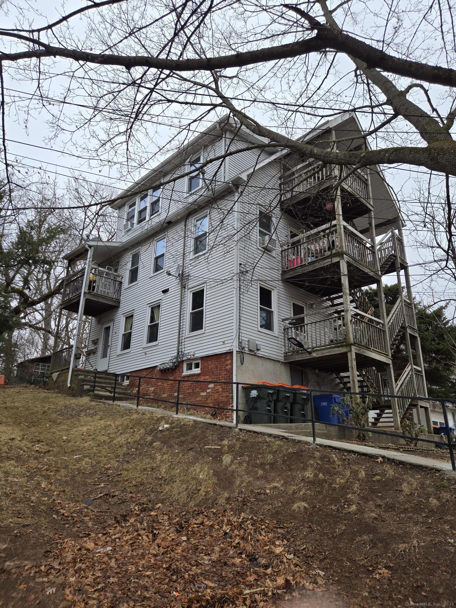 82 Woodland, Meriden, Connecticut 06511