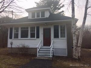 Homes for sale in Easton, CT | 305 Sport Hill Rd, Easton, CT 06612 | MLS# 24084408