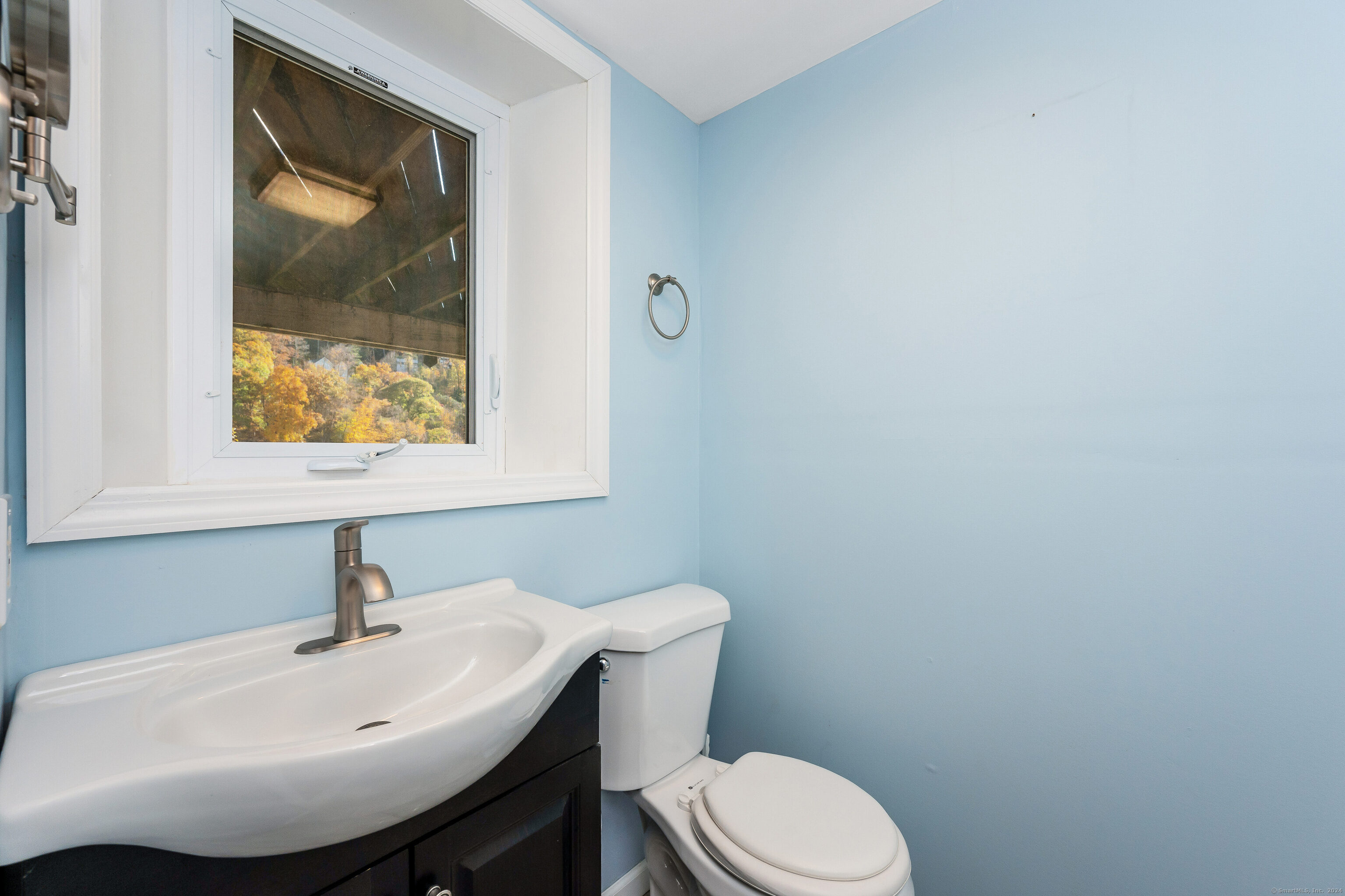 66 Waterview, Newtown, Connecticut 06482