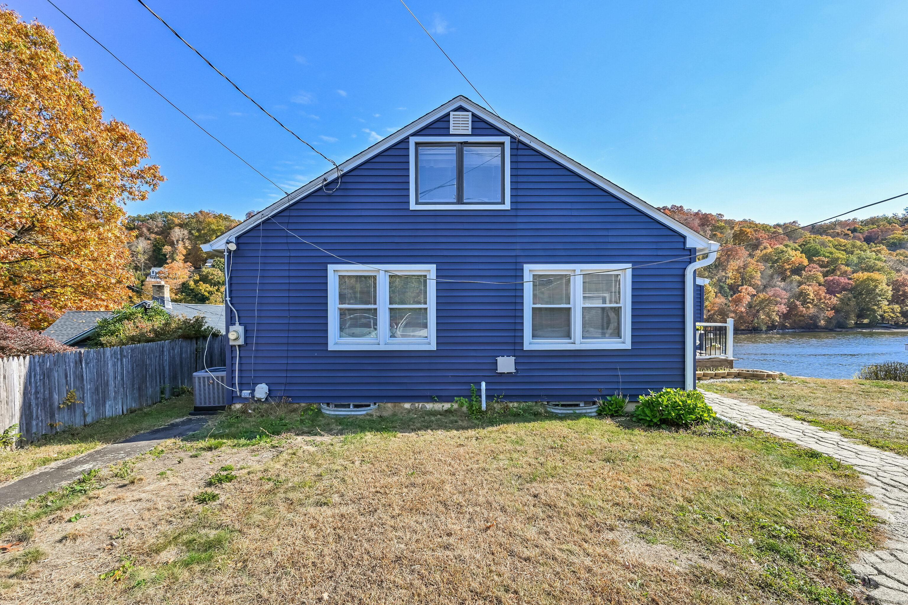 66 Waterview, Newtown, Connecticut 06482