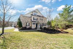 Homes for sale in Middlebury, CT | 1 Winding Trl #1, Middlebury, CT 06762 | MLS# 24084137