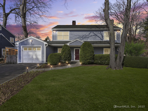 8 Saddle Road