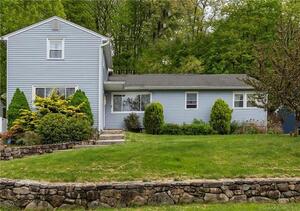 18 Rustic Road