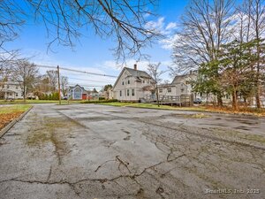 Homes for sale in Wallingford, CT | 340 Main St, Wallingford, CT 06492 | MLS# 24084953
