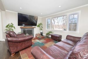 Homes for sale in Farmington, CT | 78 Birdseye Rd, Farmington, CT 06032 | MLS# 24084957