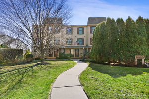 178 Flax Hill, Unit A101