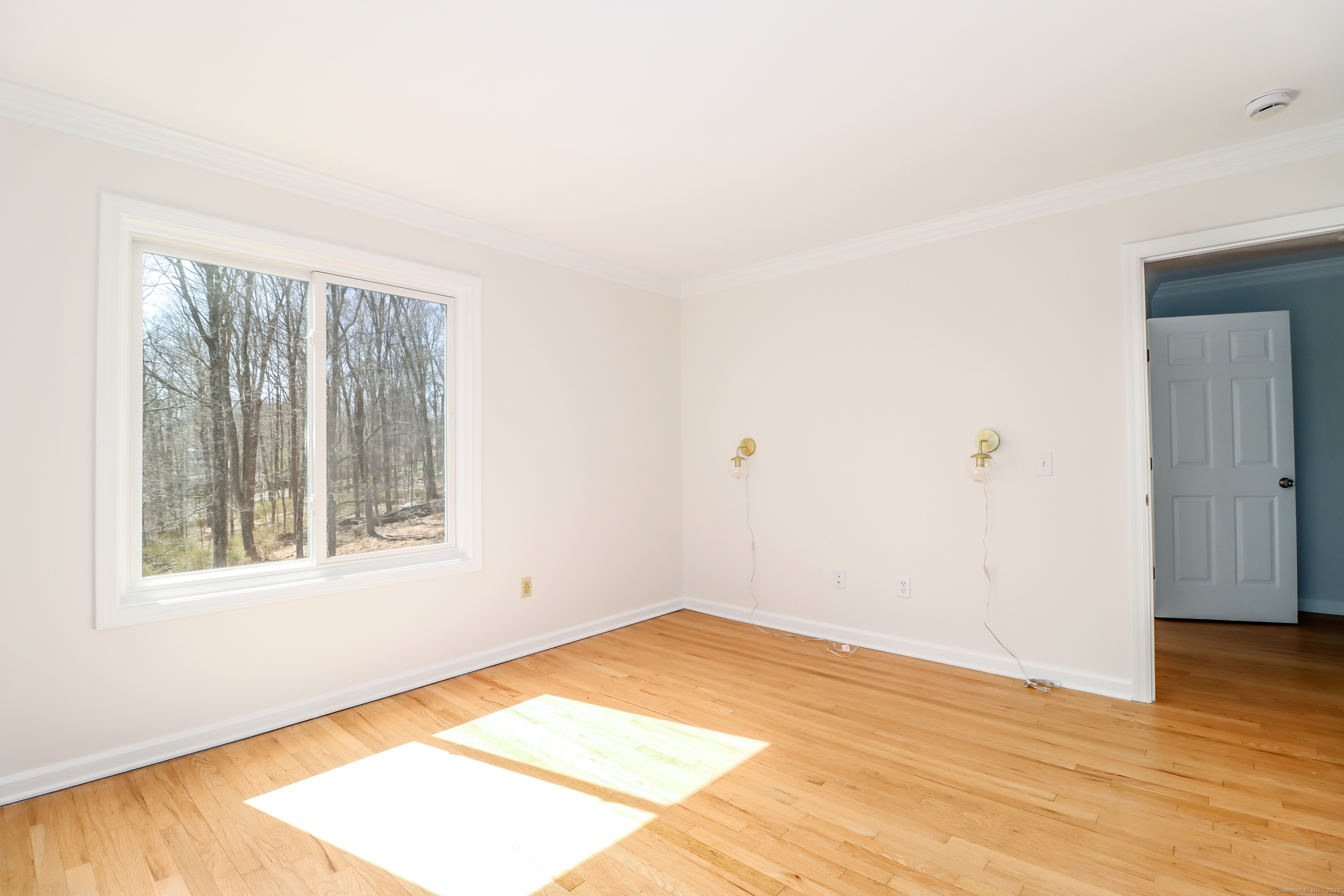 73A Long Meadow Hill, Brookfield, Connecticut 06804