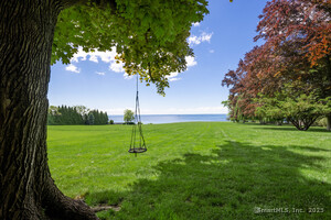 Homes for sale in Fairfield, CT | 1131 Sasco Hill Rd, Fairfield, CT 06824 | MLS# 24084663