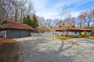 Homes for sale in Roxbury, CT | 247 Painter Hill Rd, Roxbury, CT 06783 | MLS# 24085363