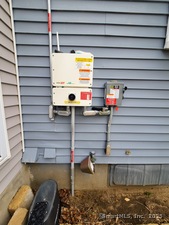 Homes for sale in East Hartford, CT | 44 Sedgwick Rd, East Hartford, CT 06108 | MLS# 24085433