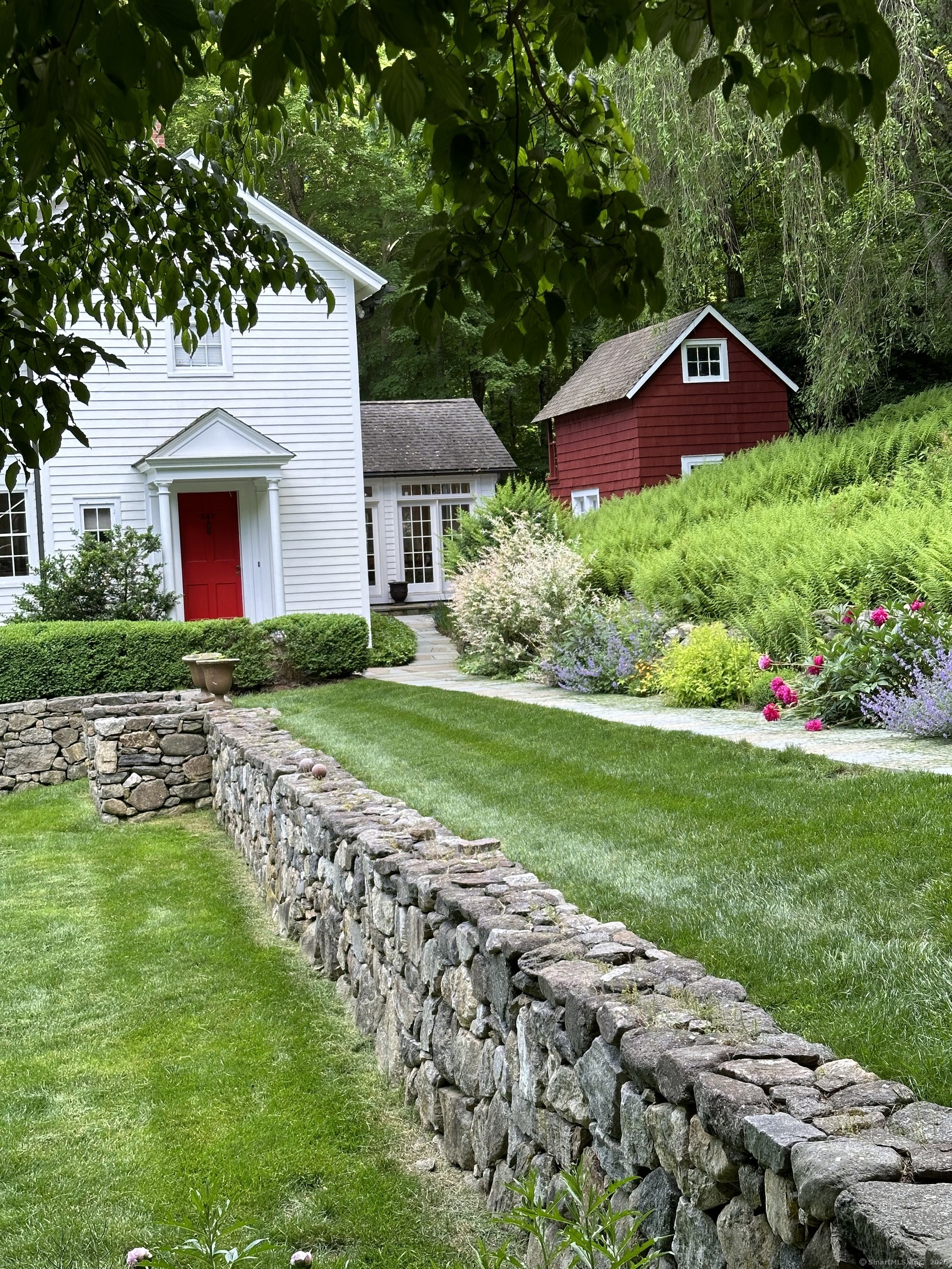 247 Mill, New Canaan, Connecticut 06840