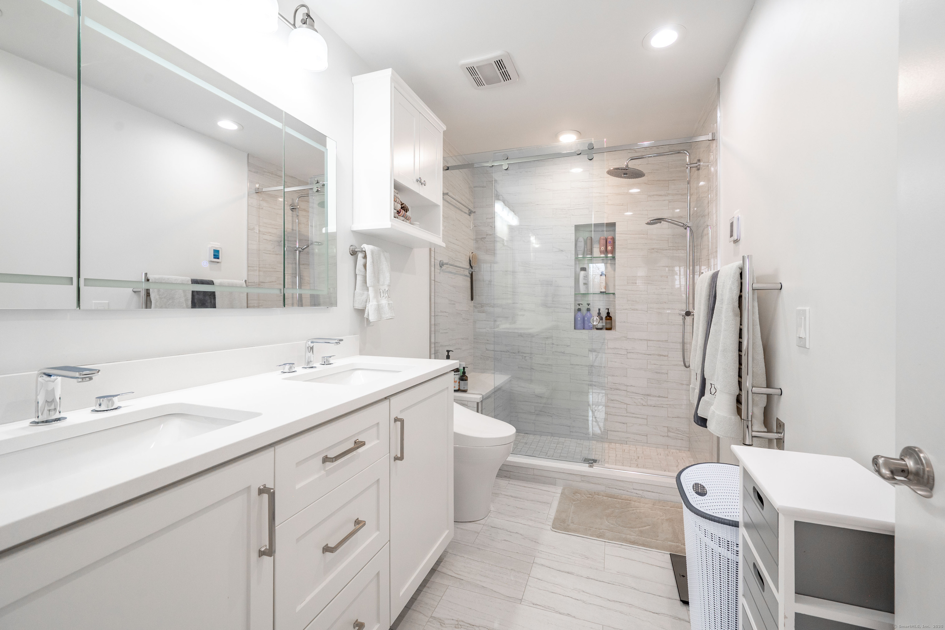 5 Brentwood, Danbury, Connecticut 06810