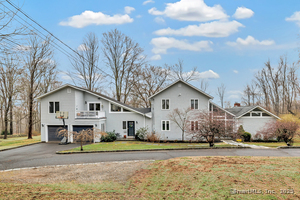 60 Old Farm Road