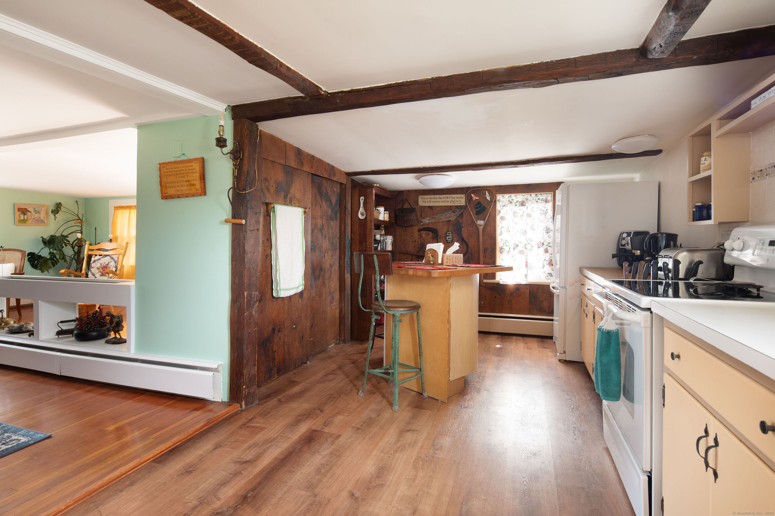 2 Perry, Salisbury, Connecticut 06039