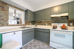 Homes for sale in New Haven, CT | 1423 Quinnipiac Ave #808, New Haven, CT 06513 | MLS# 24087033