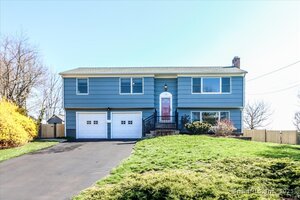 108 Hillcrest Road