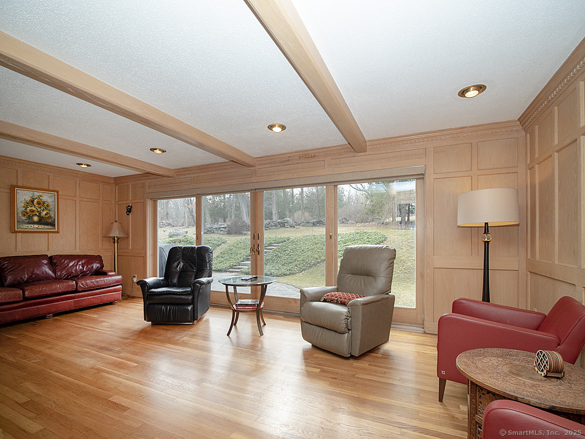 10 Edgehill, Woodbridge, Connecticut 06525