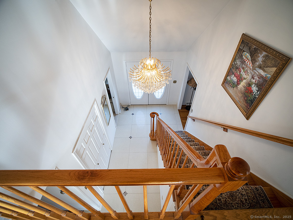 10 Edgehill, Woodbridge, Connecticut 06525