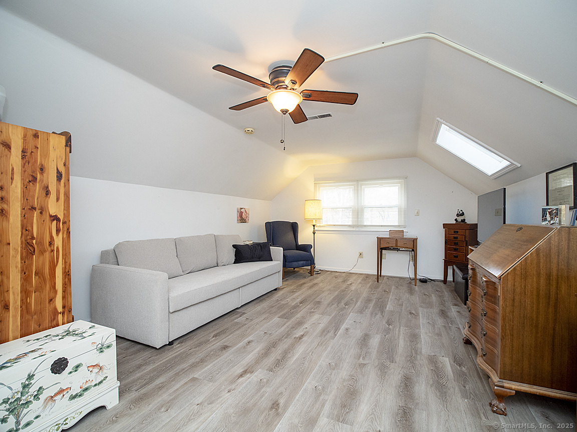 10 Edgehill, Woodbridge, Connecticut 06525