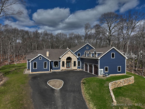 15 Tatetuck Trail