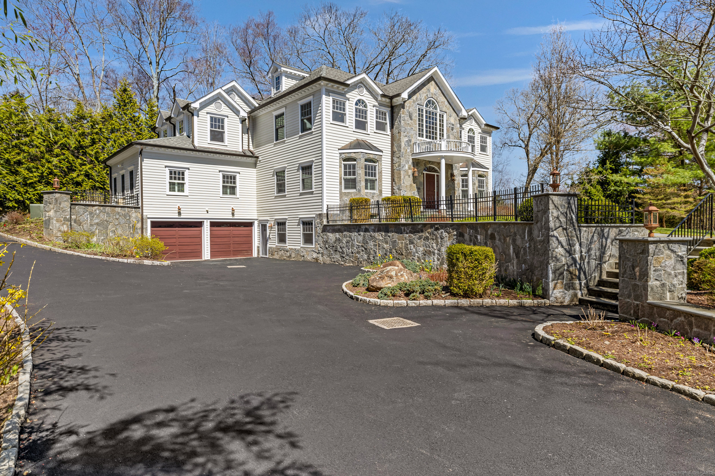 139 Jelliff Mill, New Canaan, Connecticut 06840